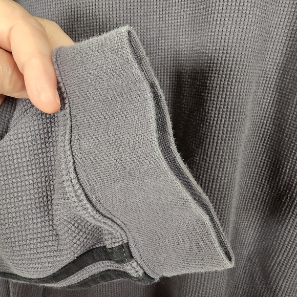 Adidas Men's Gray Ribbed Thermal Knit Long Sleeve Shirt Size 2XL - Picture 9 of 11